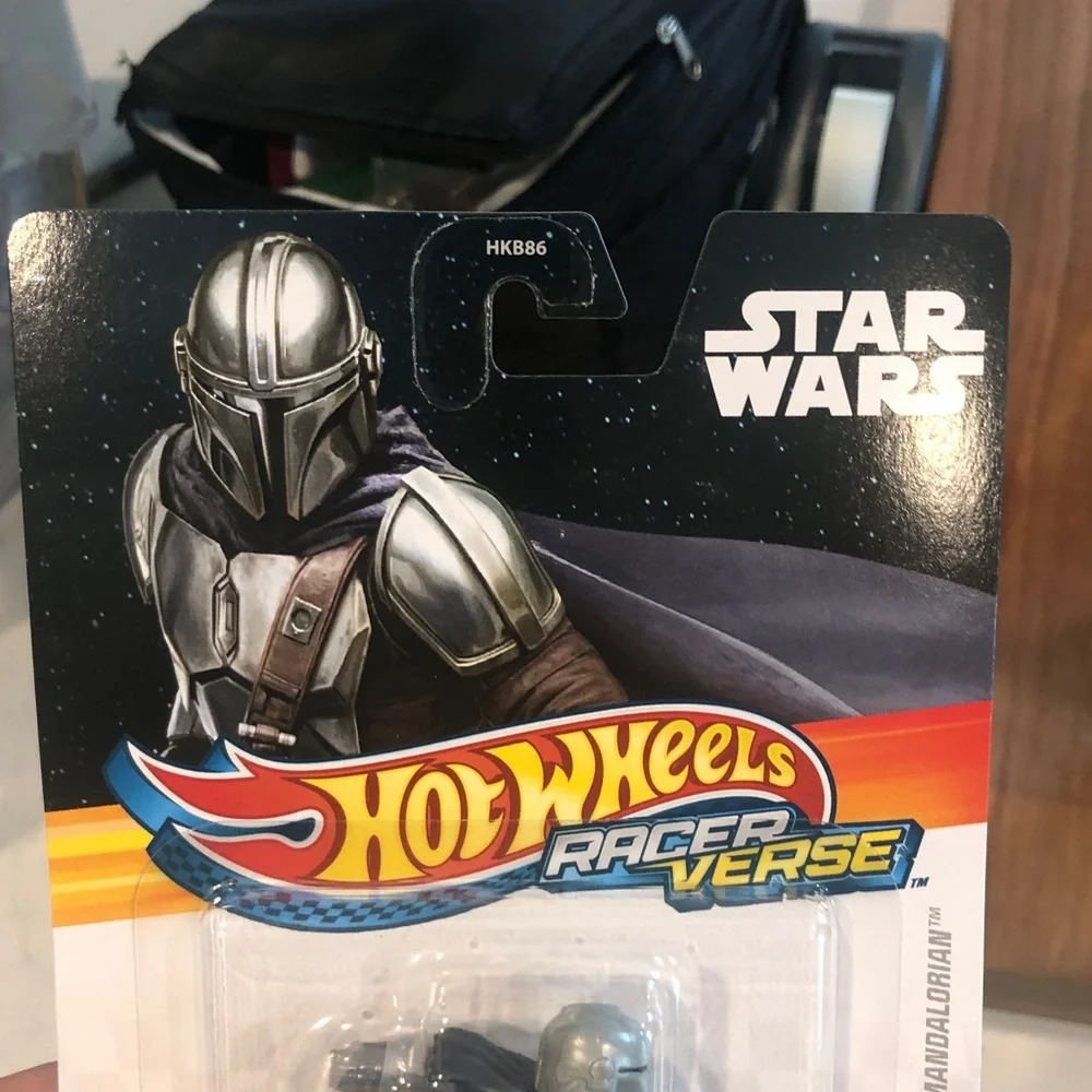 Madalorian Racer Verse Hot Wheels